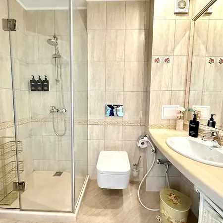 La By Cosher Apartmán Varna